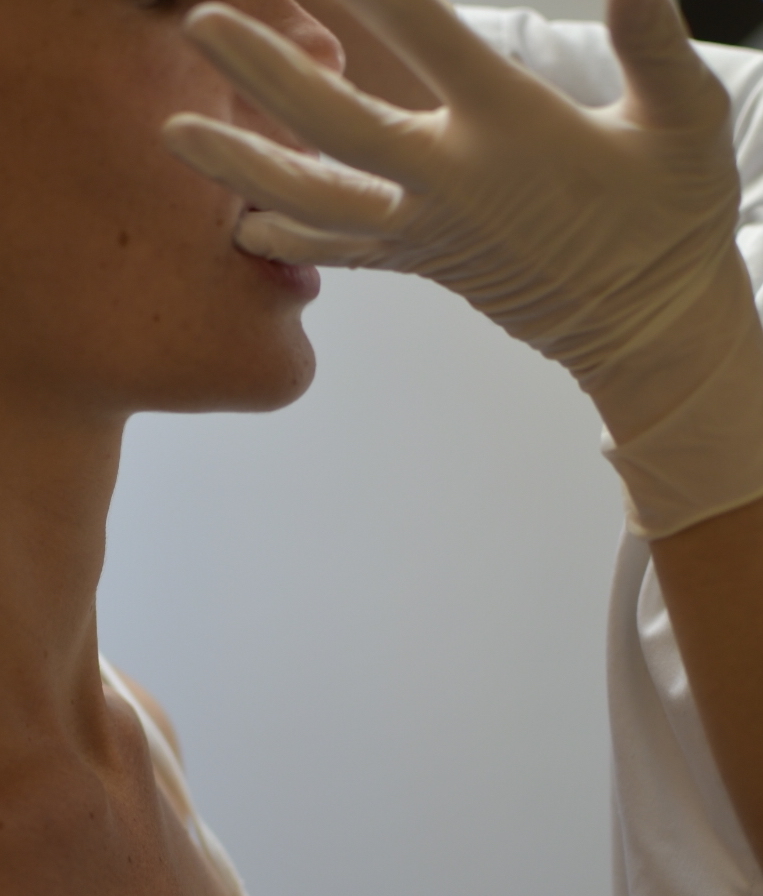 technique ostéopathique intra buccale mâchoire Paris
